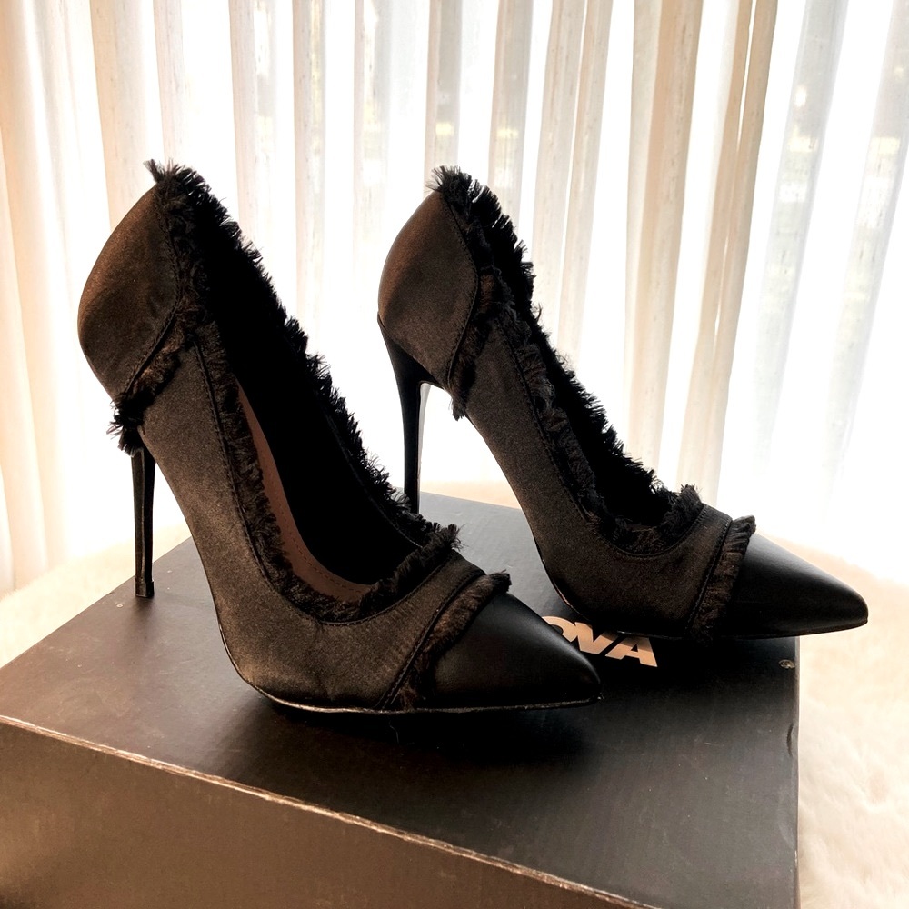 Sexy Pointed Toe Heels